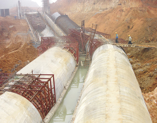 廖坊2标气焰恢宏的倒虹吸工程