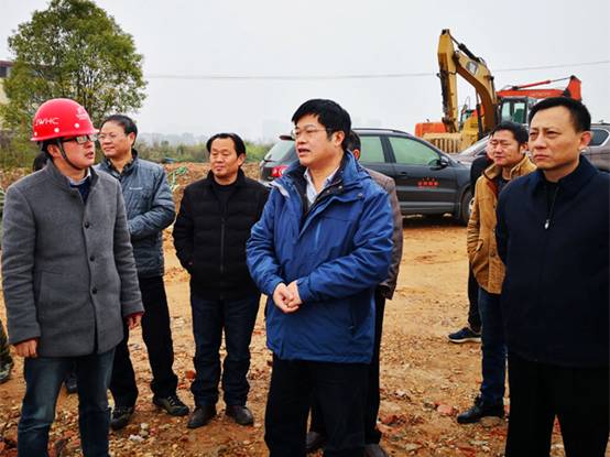 说明: E:\共享文件夹\禾河大蹊径堤连系刷新工程施工2标段\项目进度图片\向导检查\2019.2.25水利厅廖瑞钊防汛检查\未问题-1.jpg